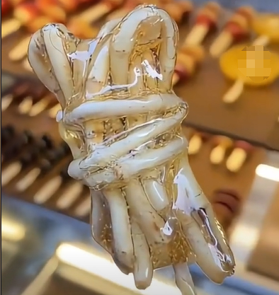 度假區回應推出“折耳根溫泉”：可以舒緩經絡，保證睡眠，泡完身上不會有異味