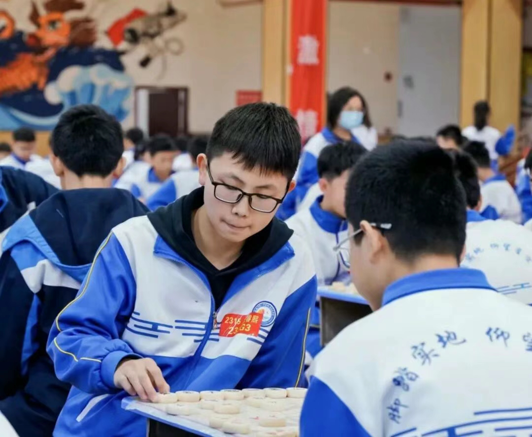 看哭全網(wǎng)！14歲初中生作文引熱議，本人回應(yīng)