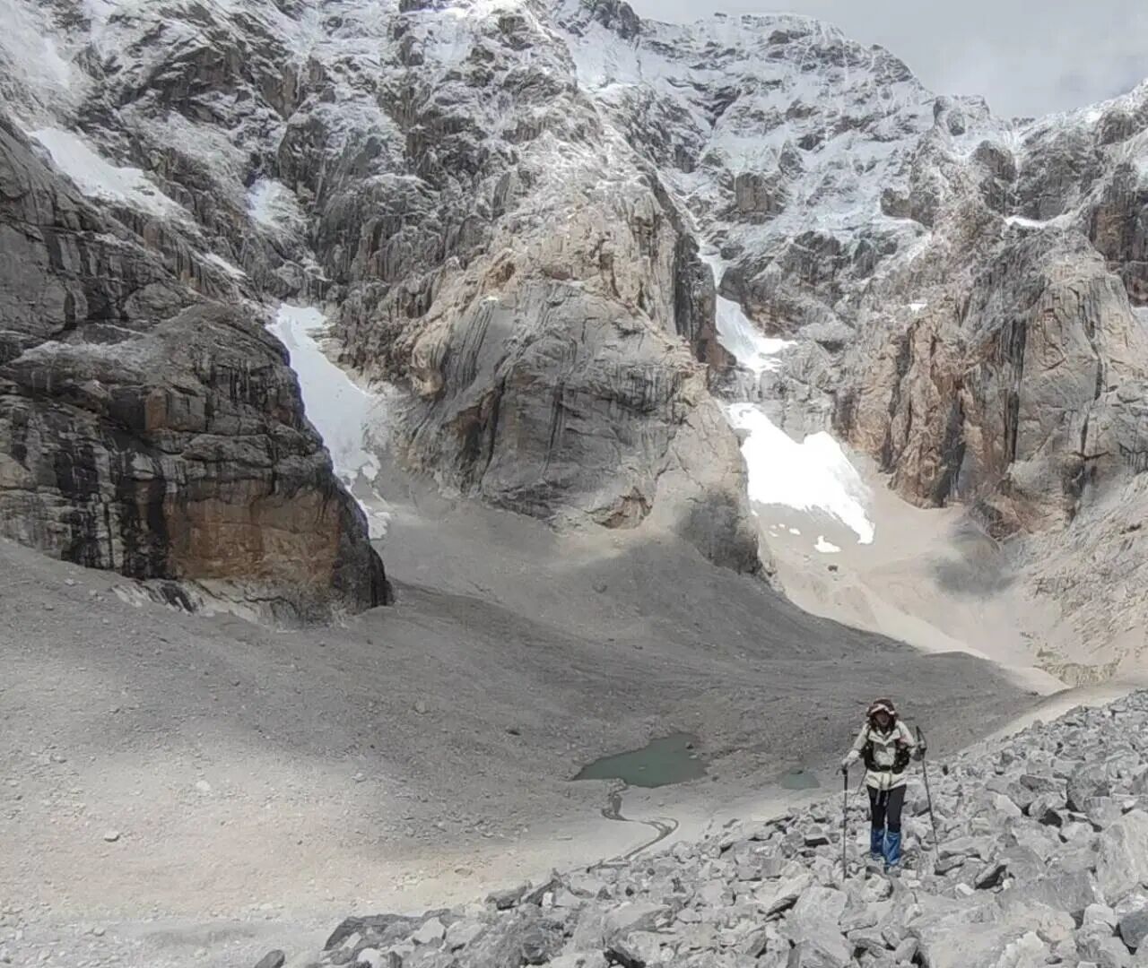 緣分!女子新疆丟手機 3年后被人跨越5000公里送還